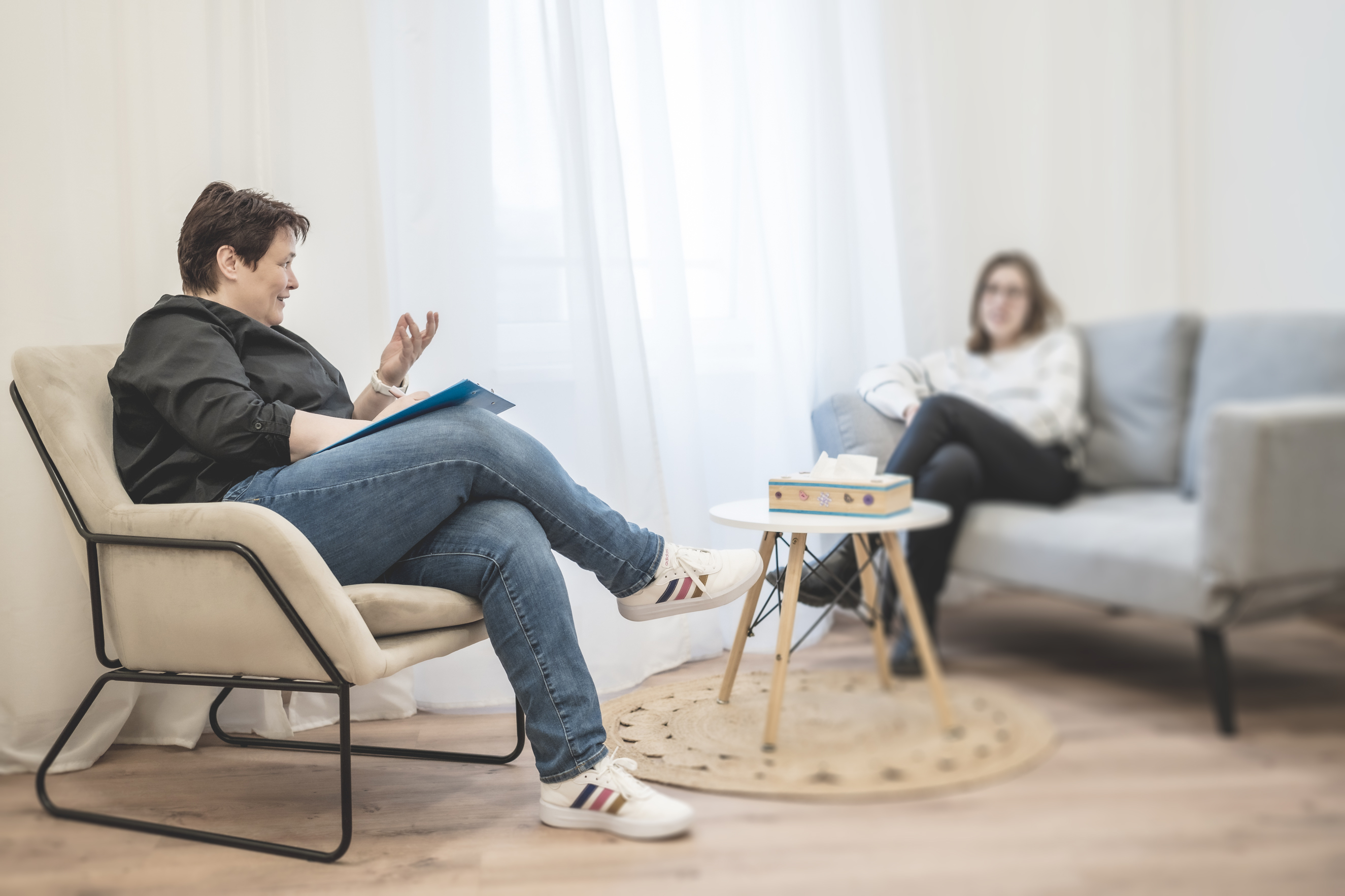 Beate Glasner - Psychotherapeutin in Ausbildung und Supervision - Therapiegespräch mit einer Klientin